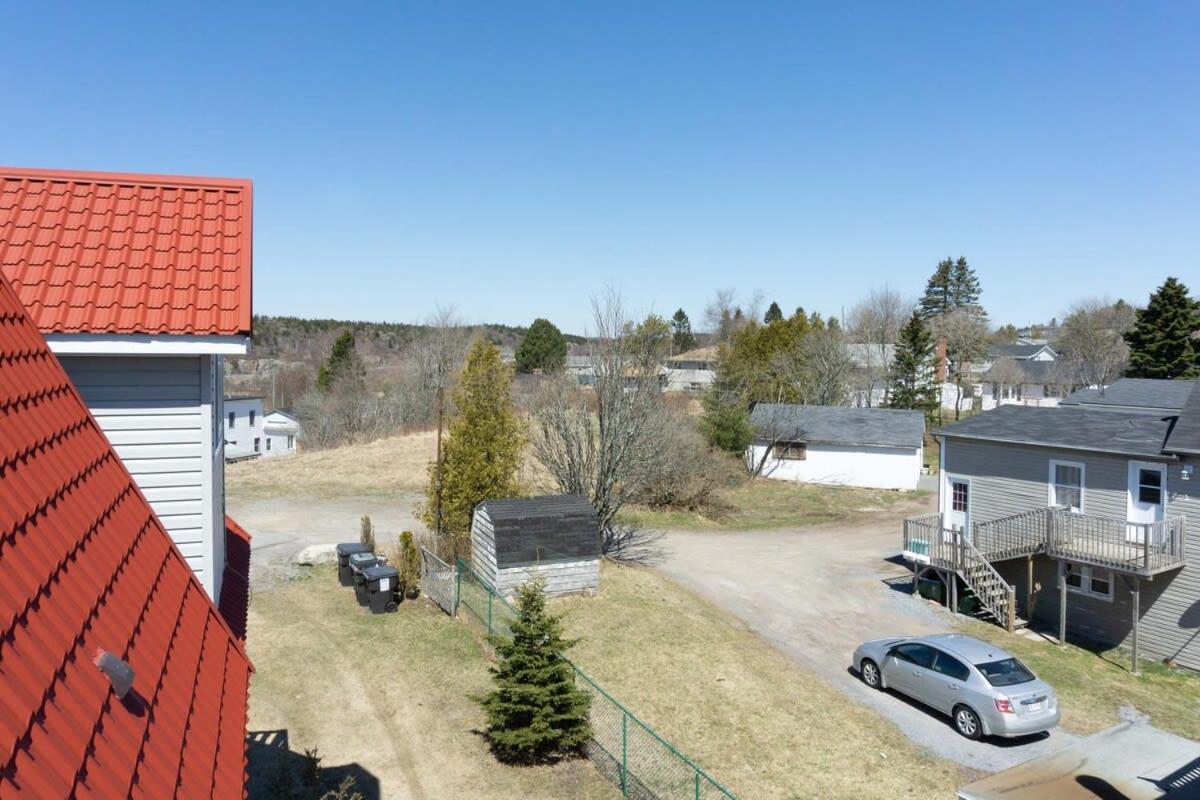 Amazing Location In Saint John 2 Bedroom Modern Parking New Exterior foto