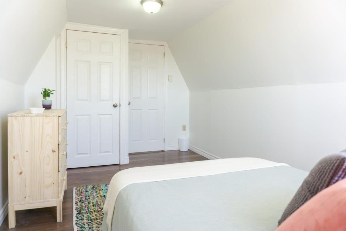 Amazing Location In Saint John 2 Bedroom Modern Parking New Exterior foto