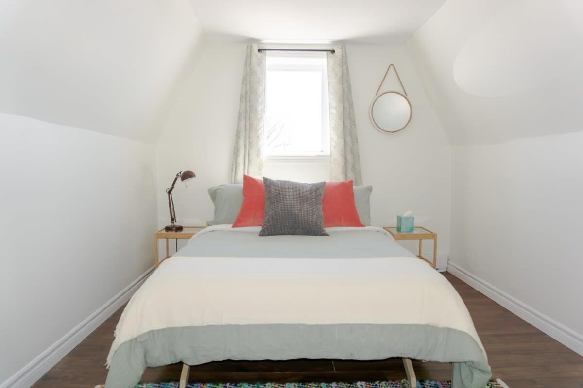 Amazing Location In Saint John 2 Bedroom Modern Parking New Exterior foto